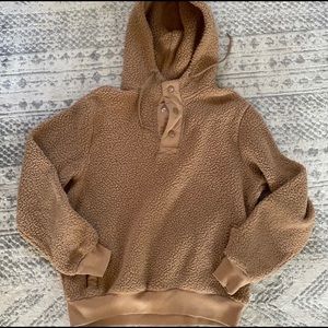 Men’s Sherpa Pull Over (M)